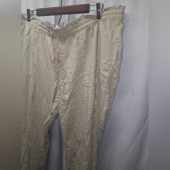 Old navy XL 55% linen pants - Picture 2 of 6